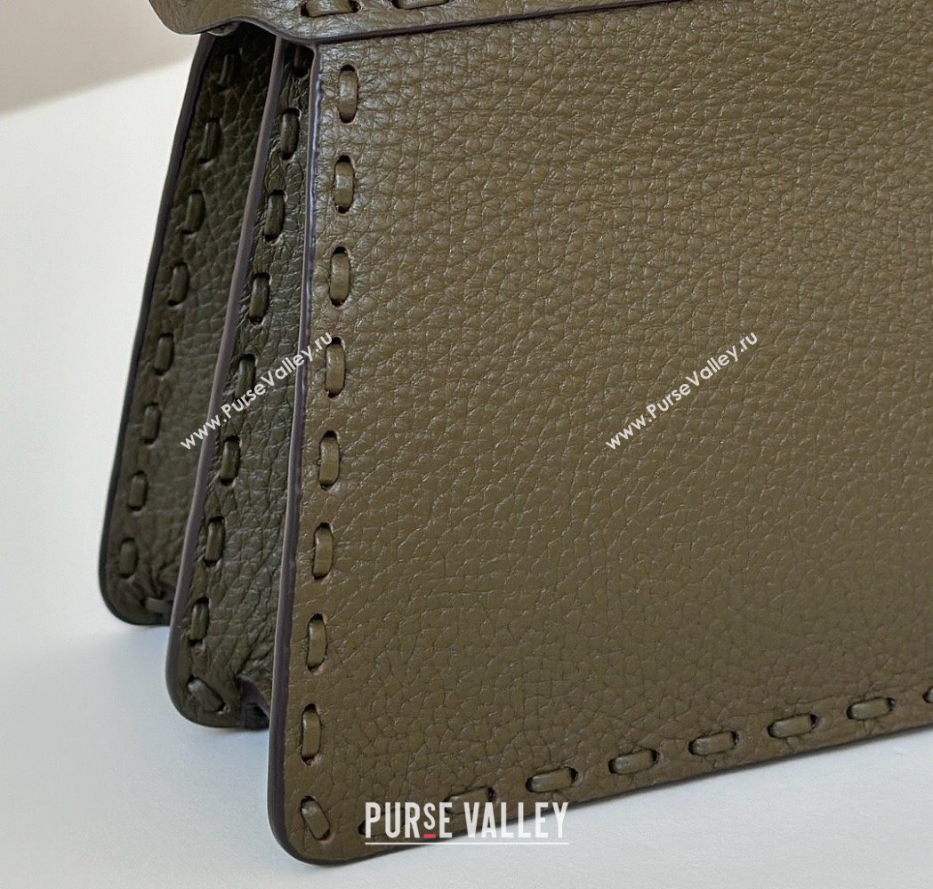 Fendi Peekaboo ISeeU Petite Bag in Grained Leather with Oversized topstitching Green 2025 80133 top (CL-250210008)