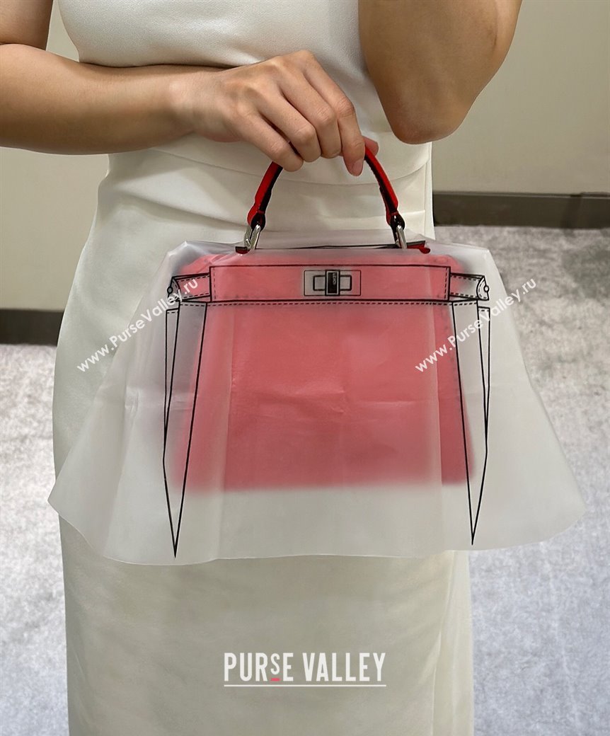 Fendi Peekaboo ISeeU Petite Bag in Grained Leather with Oversized topstitching Red 2025 80133 top (CL-250210009)