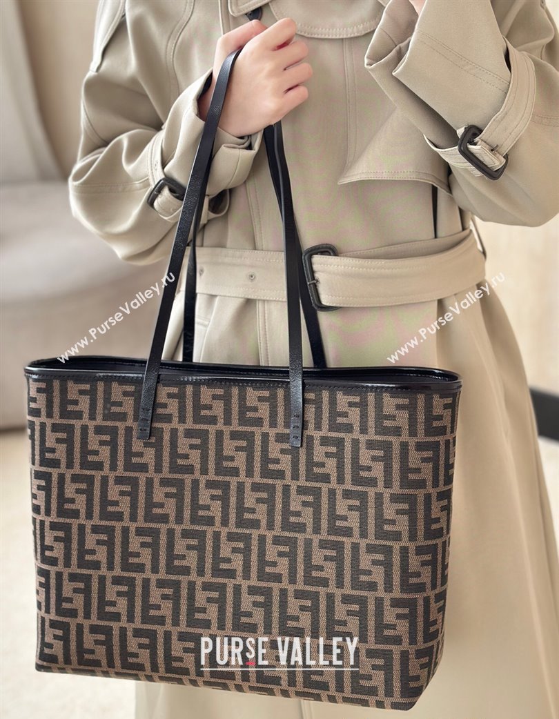 Fendi Roll Large Tote Bag in FF Fabric Brown 2025 8338 (CL-250210038)