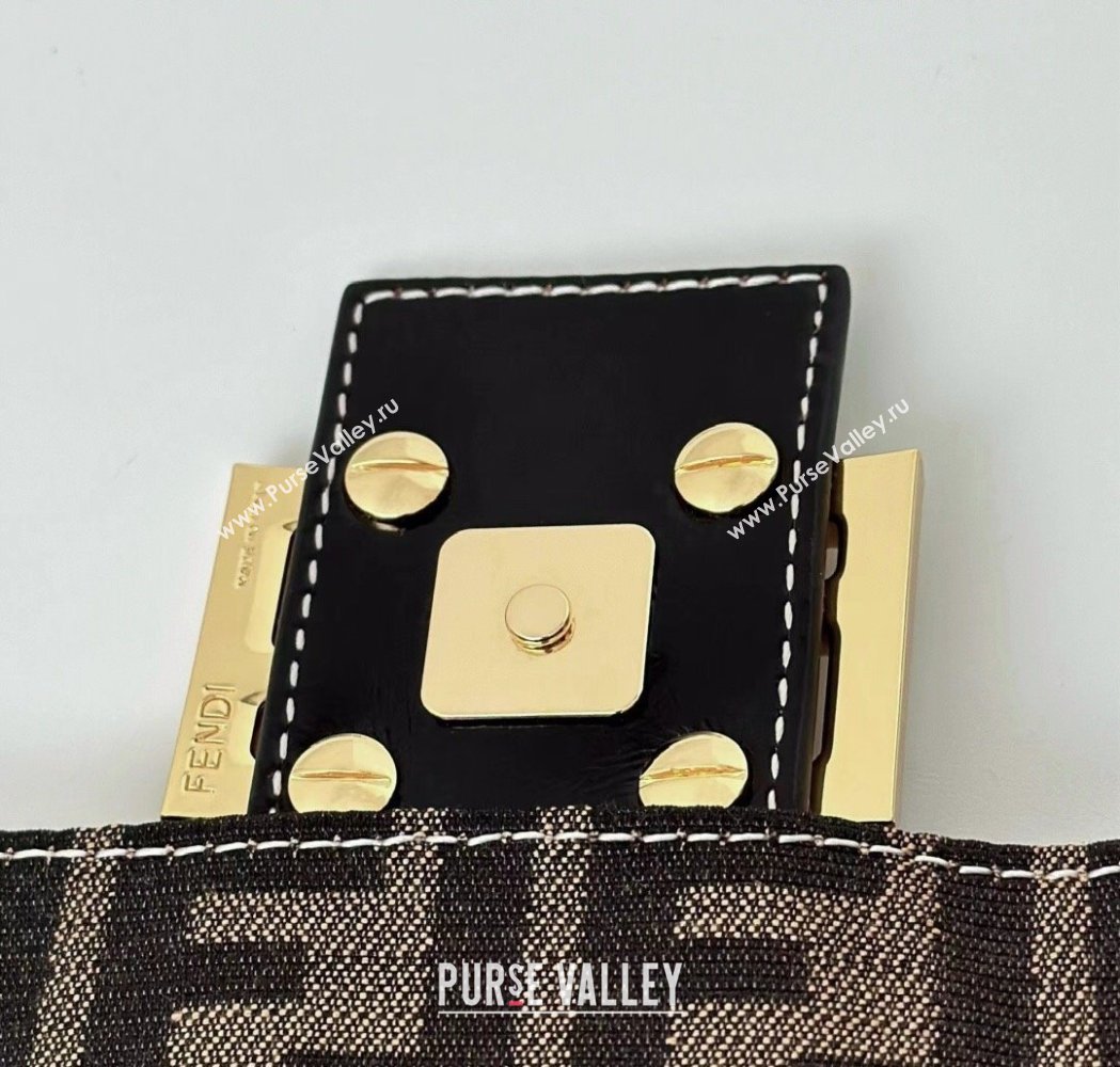 Fendi Large Hobo Bag in Brown FF Fabric 2025 8329 (CL-250210039)