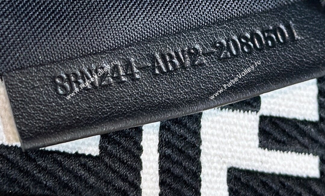 Fendi Peekaboo Mini Bag in Calfskin Leather Black 2025 2125 Top Quality (CL-250208054)