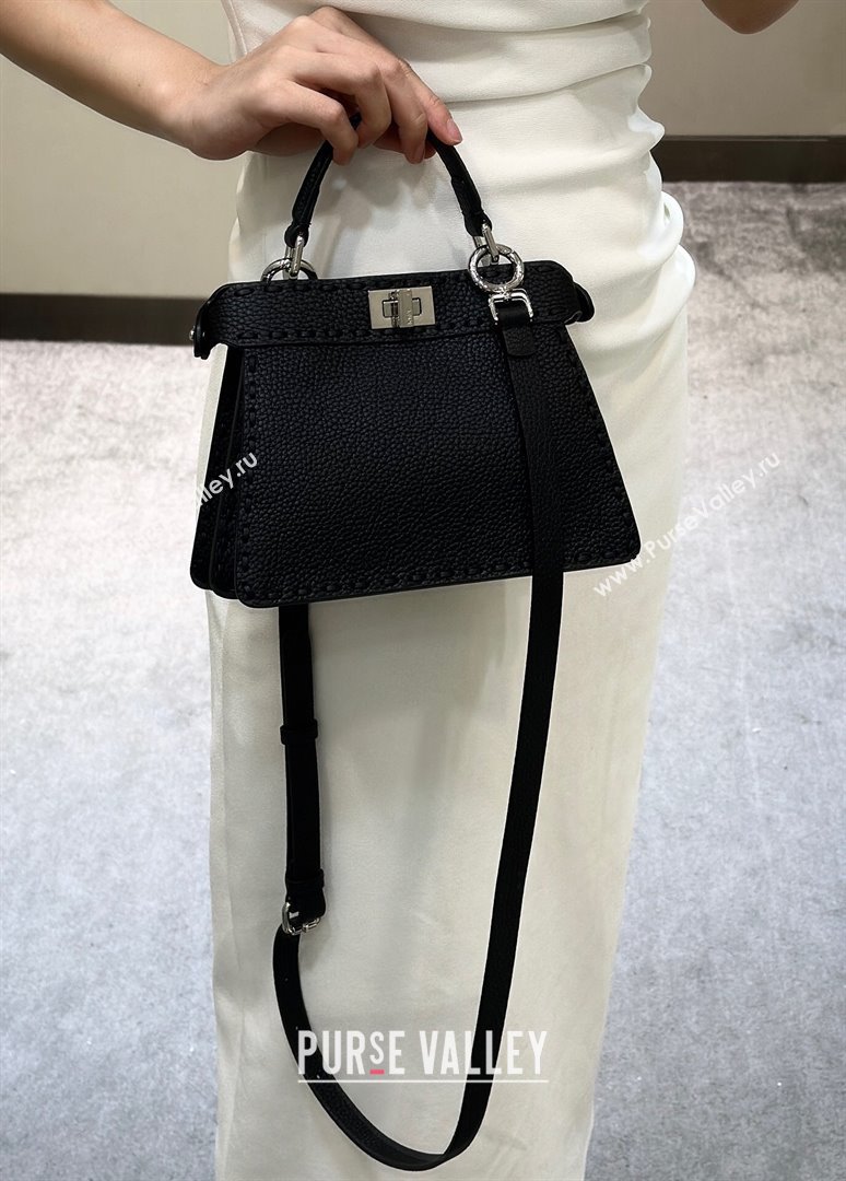 Fendi Peekaboo ISeeU Petite Bag in Grained Leather with Oversized topstitching Black 2025 80133 top (CL-250210010)