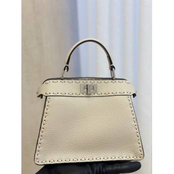 Fendi Peekaboo ISeeU Petite Bag in Grained Leather with Oversized topstitching White 2025 80133 top (CL-250210007)