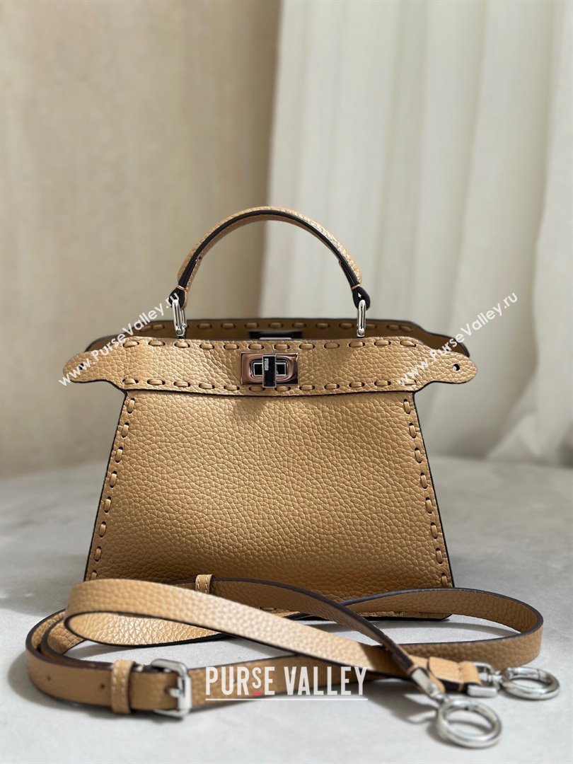 Fendi Peekaboo ISeeU Petite Bag in Grained Leather with Oversized topstitching Apricot 2025 80133 top (CL-250210012)