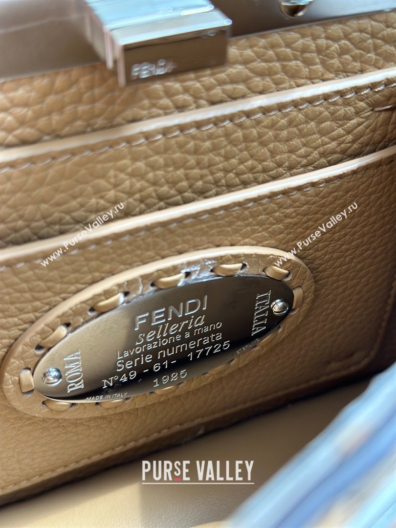 Fendi Peekaboo ISeeU Petite Bag in Grained Leather with Oversized topstitching Apricot 2025 80133 top (CL-250210012)
