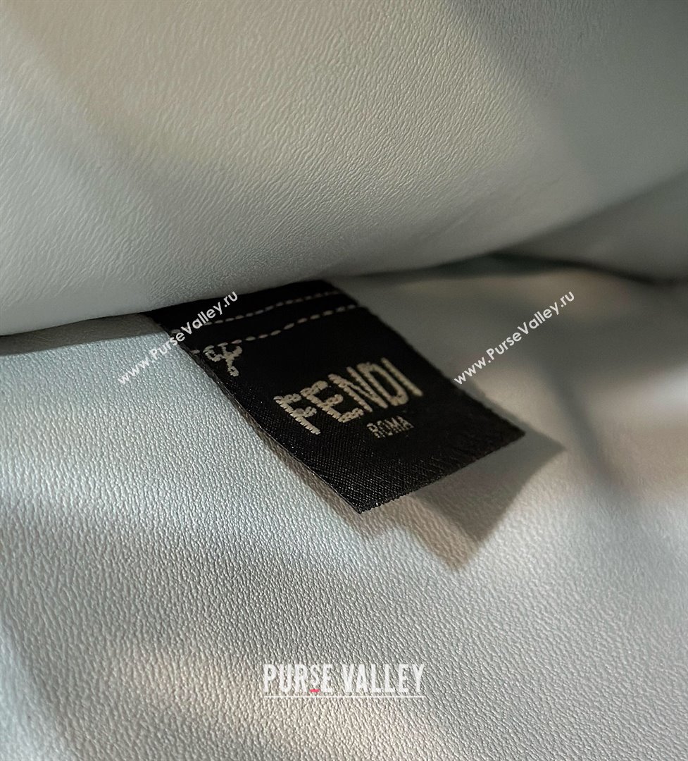 Fendi Peekaboo ISeeU Small Bag in Grained Leather with Oversized topstitching Glacier Blue 2025 80133 top (CL-250210017)