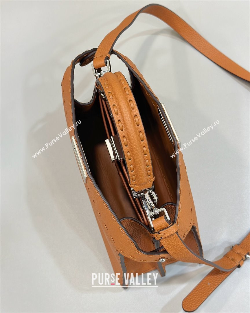 Fendi Peekaboo ISeeU Small Bag in Grained Leather with Oversized topstitching Caramel Brown 2025 80133 top (CL-250210018)