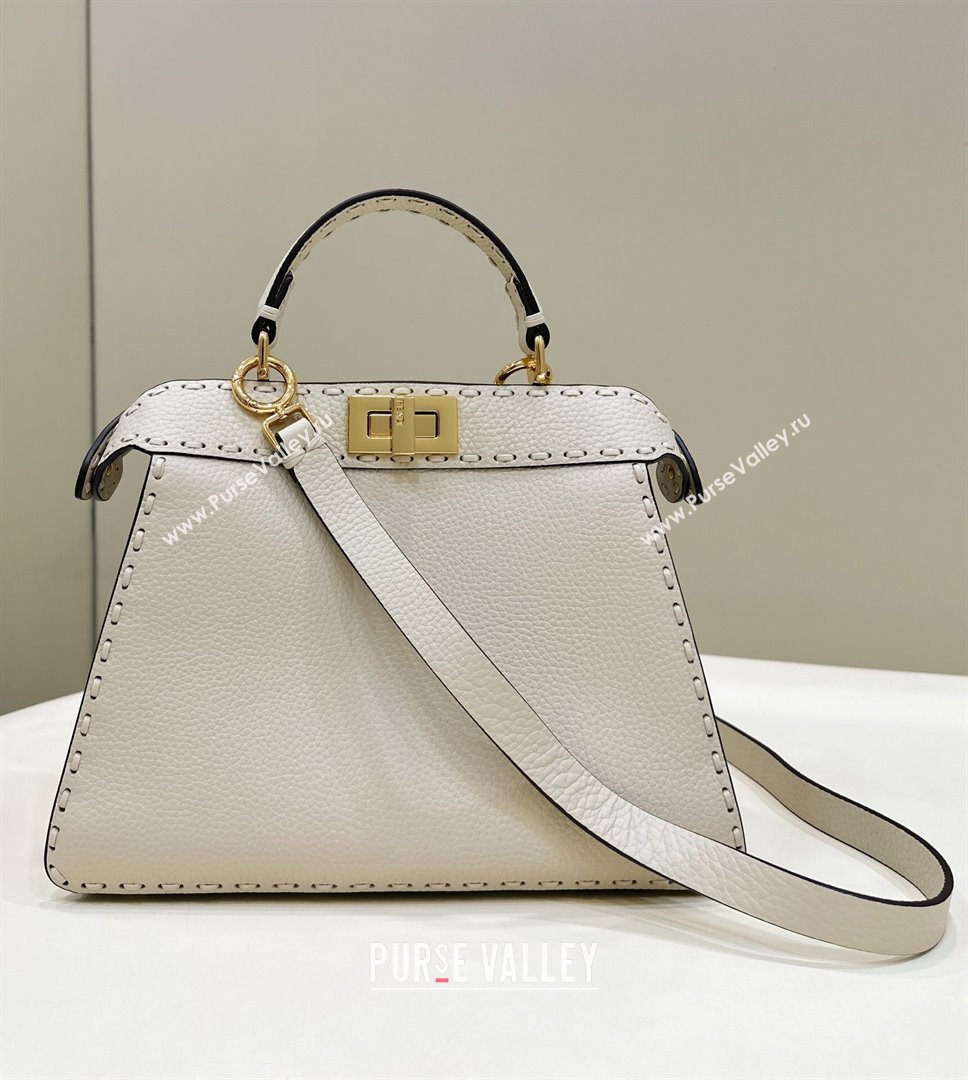 Fendi Peekaboo ISeeU Small Bag in Grained Leather with Oversized topstitching White 2025 80133 top (CL-250210019)