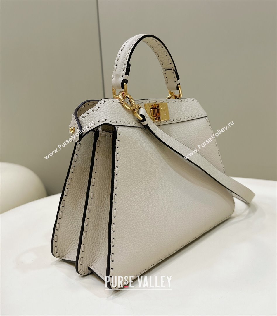 Fendi Peekaboo ISeeU Small Bag in Grained Leather with Oversized topstitching White 2025 80133 top (CL-250210019)