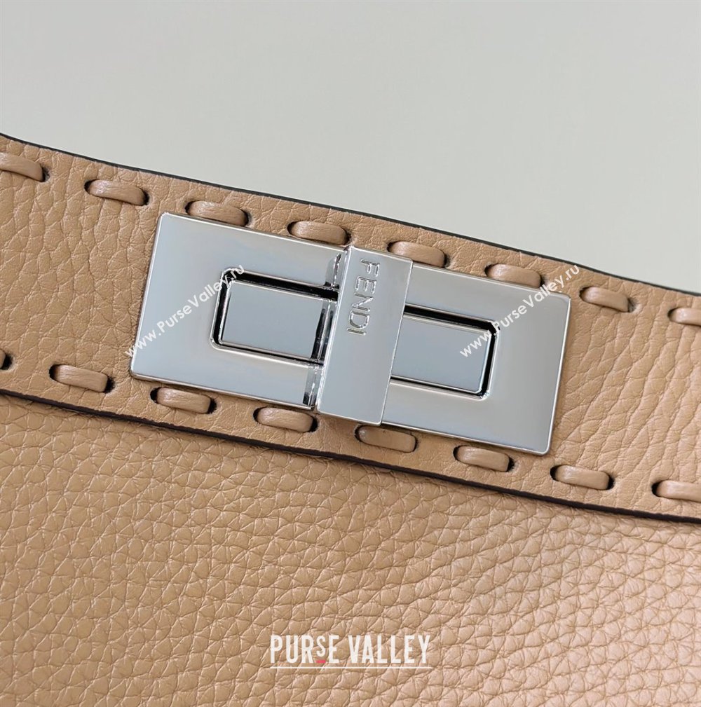 Fendi Peekaboo ISeeU Medium Bag in Grained Leather with Oversized topstitching Apricot 2025 80133 top (CL-250210024)