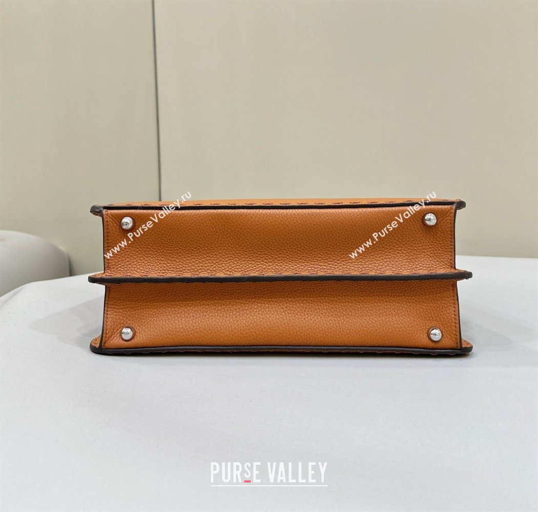 Fendi Peekaboo ISeeU Medium Bag in Grained Leather with Oversized topstitching Caramel Brown 2025 80133 top (CL-250210023)