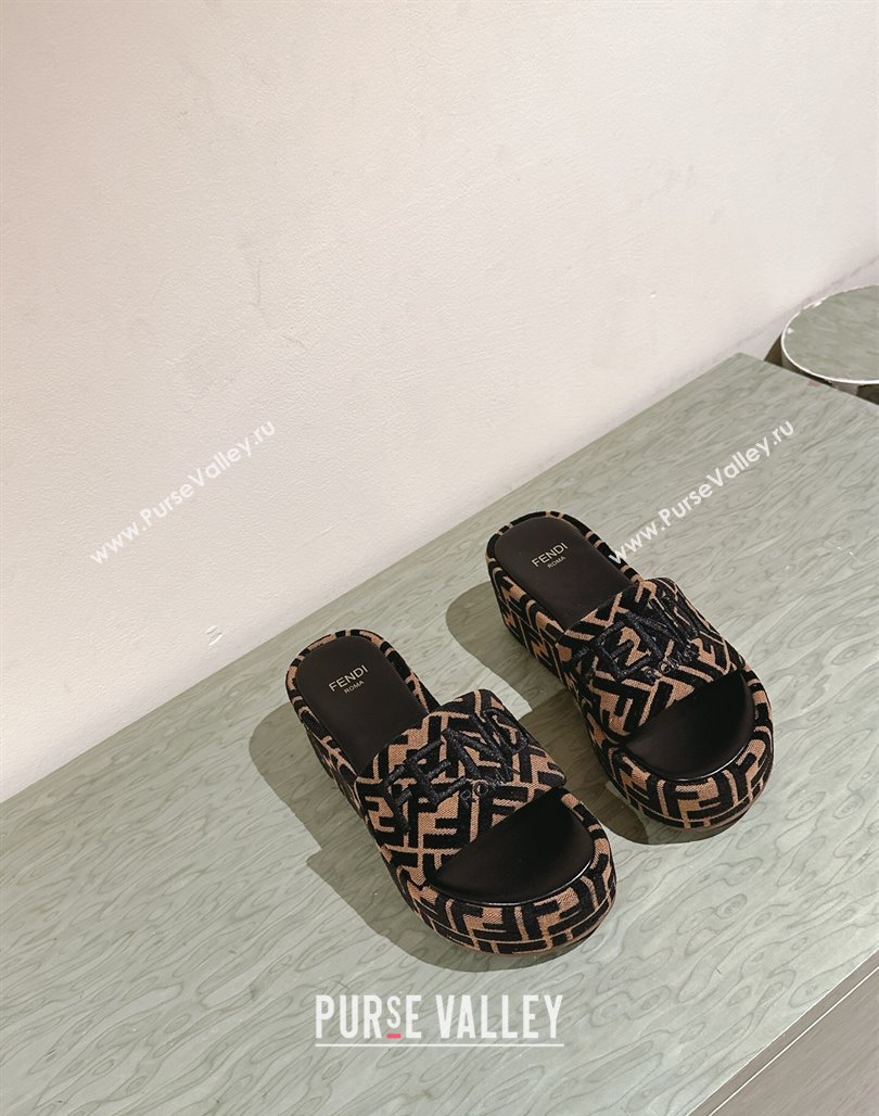 Fendi Sunshine Platform Slides Sandal 6cm in FF Fabric Brown 2025 0426 (MD-250426002)