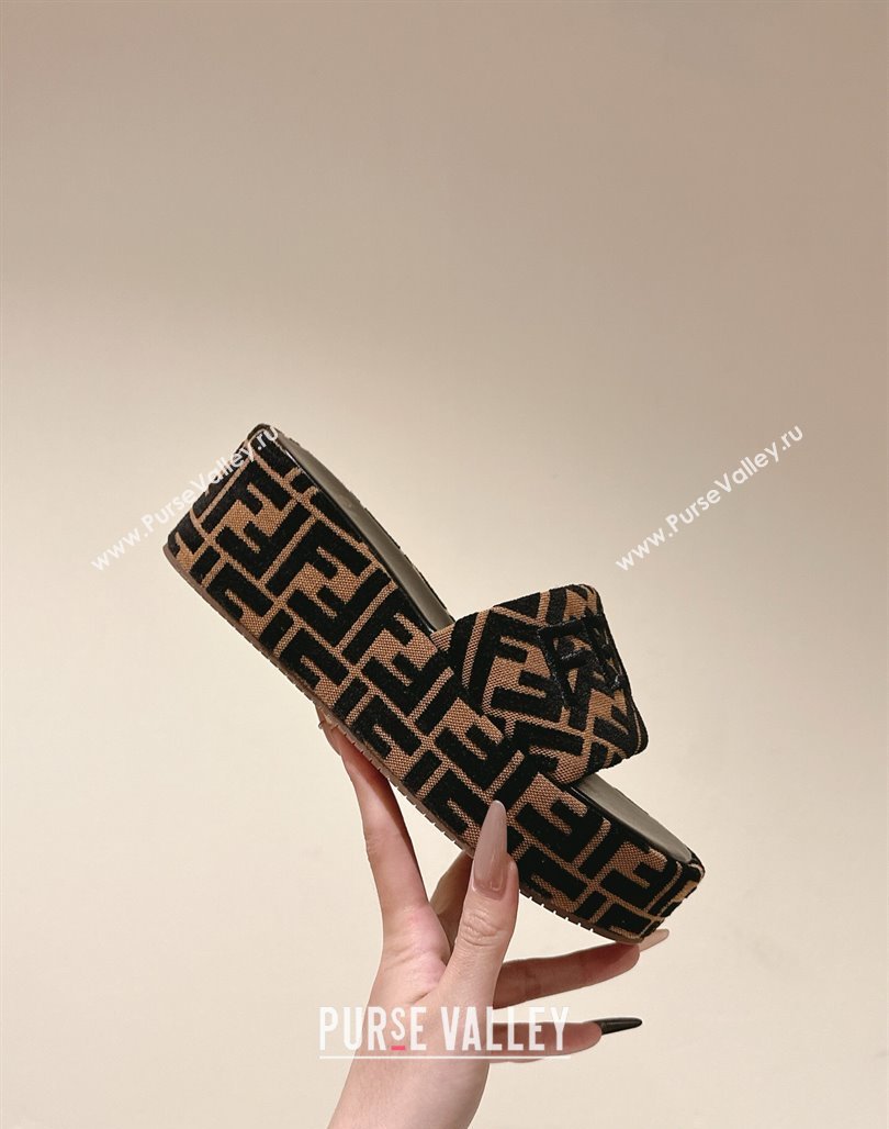 Fendi Sunshine Platform Slides Sandal 6cm in FF Fabric Brown 2025 0426 (MD-250426002)