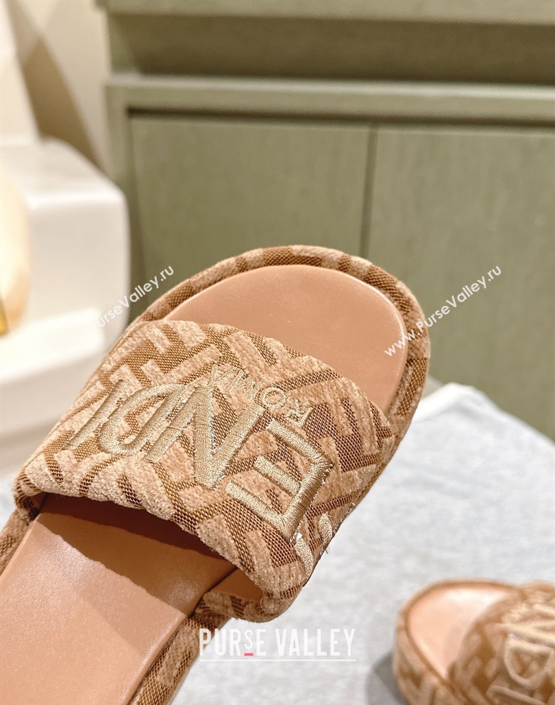 Fendi Sunshine Platform Slides Sandal 6cm in FF Fabric Apricot 2025 0426 (MD-250426006)
