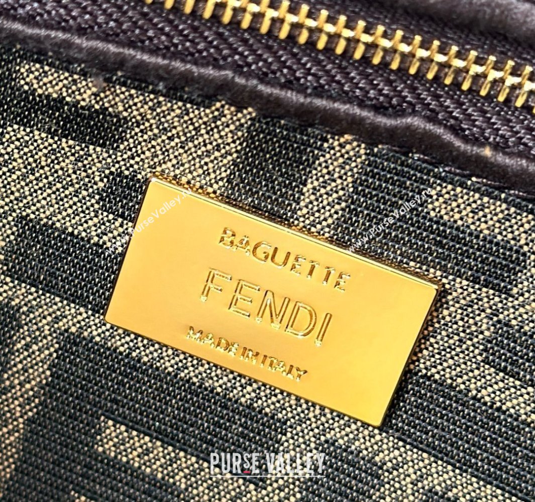 Fendi Baguette Medium Bag in Brown FF jacquard fabric Brown/Gold 2025 8679M (CL-250522005)