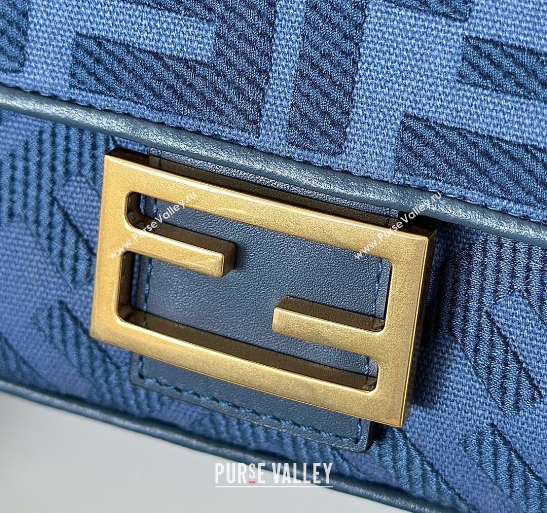 Fendi Baguette Medium Bag in Canvas with FF embroidery Sky Blue 2025 0159M (CL-250522022)