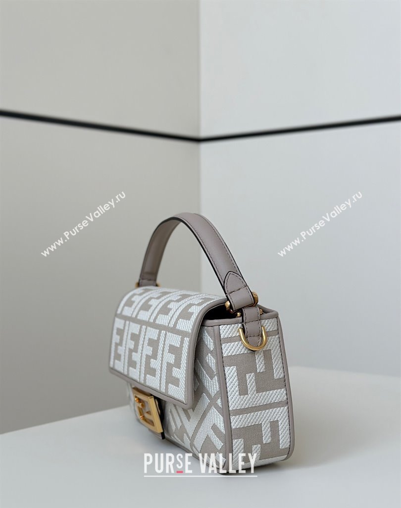 Fendi Baguette Medium Bag in Canvas with FF embroidery Grey/White 2025 0159M (CL-250522016)