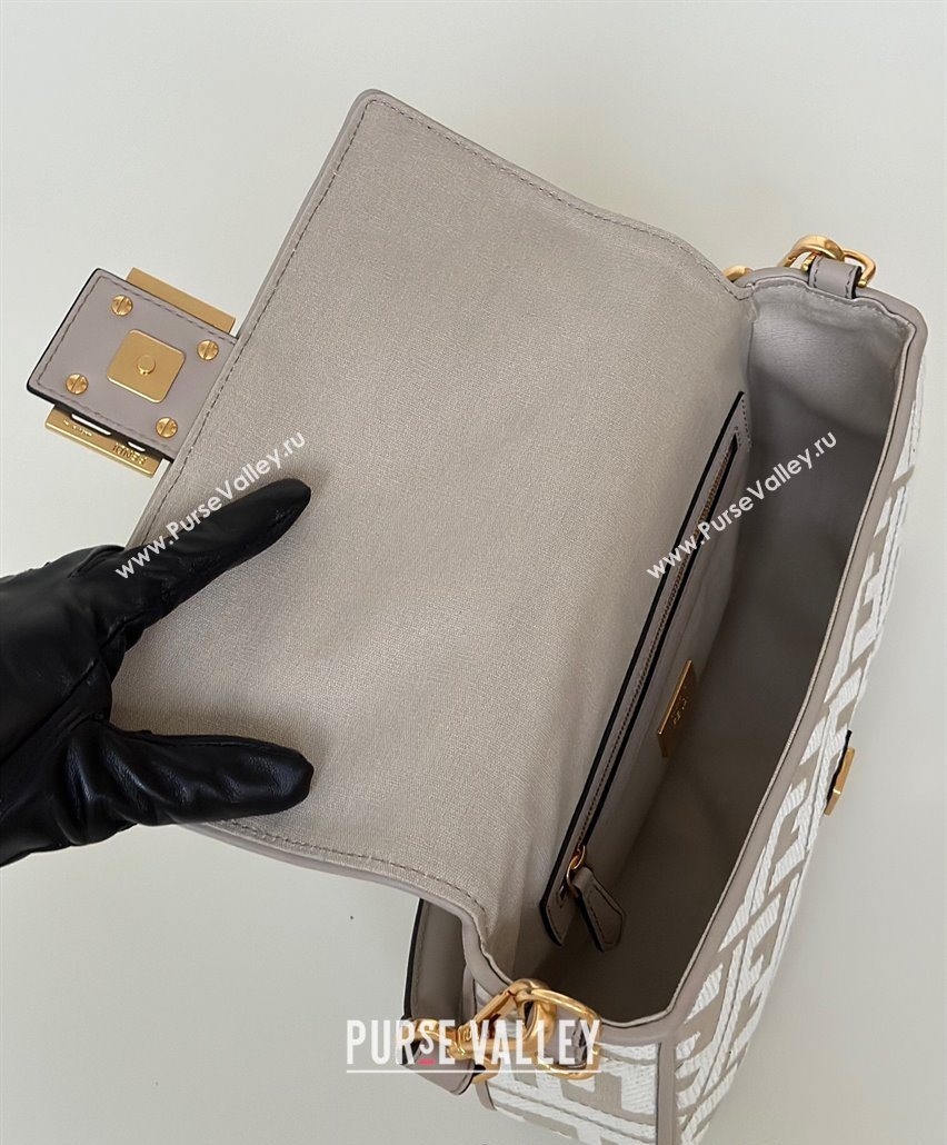 Fendi Baguette Medium Bag in Canvas with FF embroidery Grey/White 2025 0159M (CL-250522016)