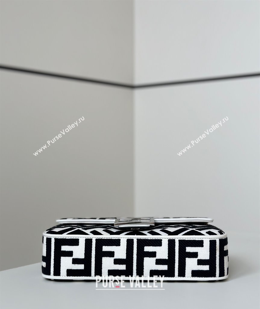 Fendi Baguette Medium Bag in Canvas with FF embroidery Black/White 2025 0159M (CL-250522014)