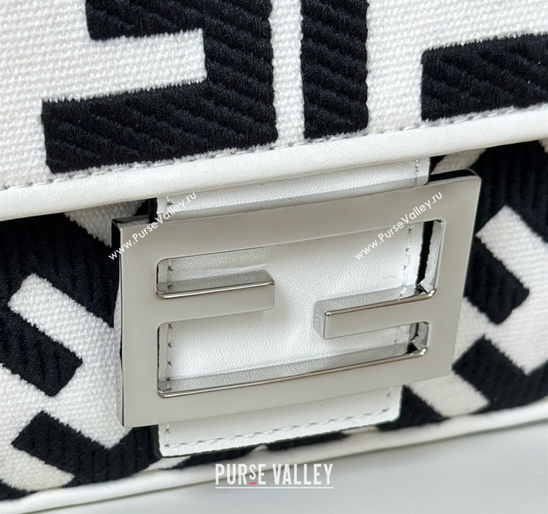 Fendi Baguette Medium Bag in Canvas with FF embroidery Black/White 2025 0159M (CL-250522014)