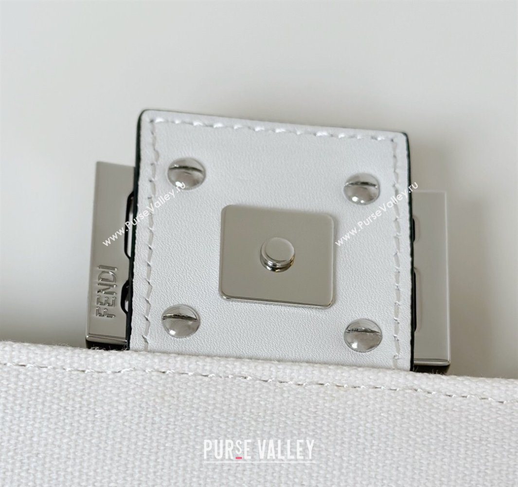 Fendi Baguette Medium Bag in Canvas with FF embroidery Black/White 2025 0159M (CL-250522014)