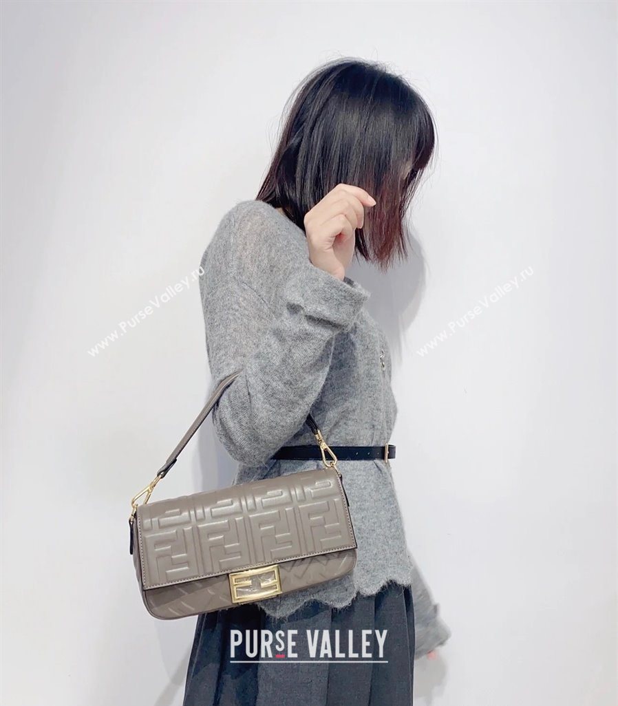 Fendi Baguette Medium Nappa Leather Bag Grey 20250522 0135M Top Quality (CL-250522028)
