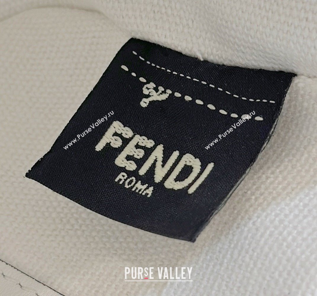Fendi Baguette Mini Bag in Canvas with FF embroidery Black/White 2025 0159S (CL-250522024)