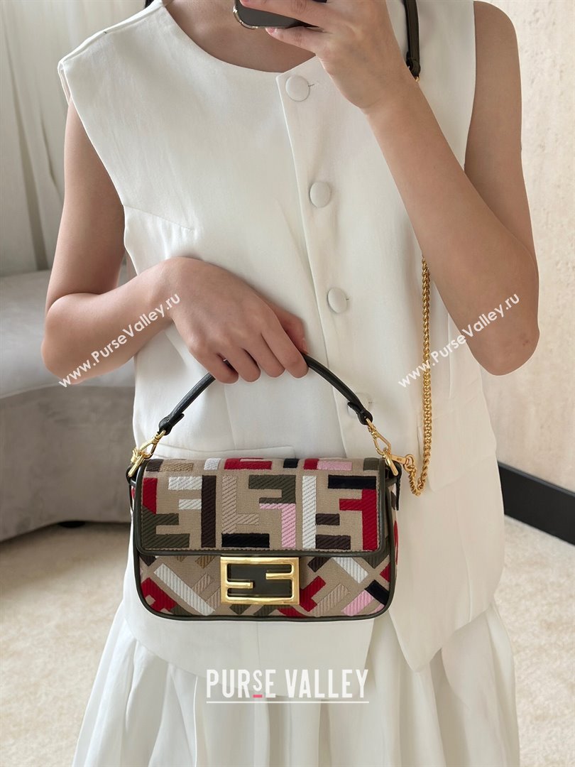 Fendi Baguette Mini Bag in Canvas with FF embroidery Beige/Multicolor 2025 0159S (CL-250522026)