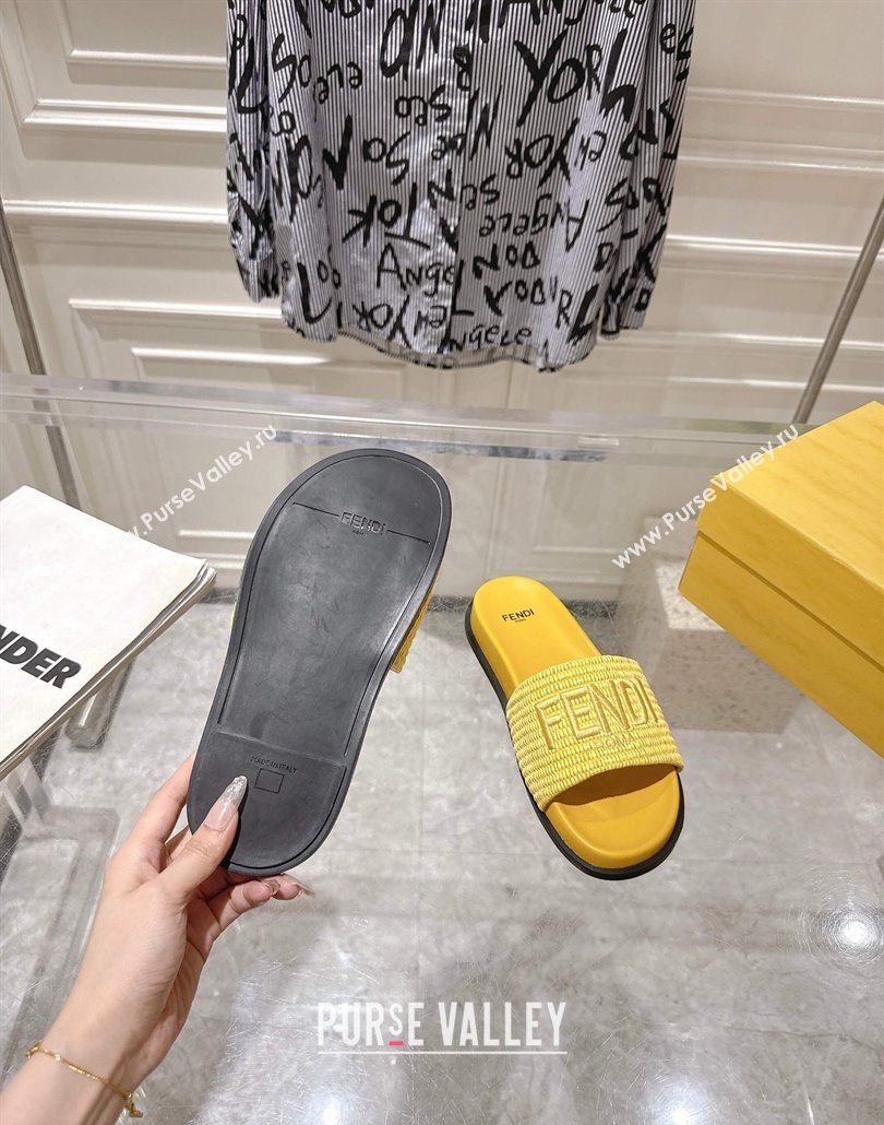 Fendi Flat Slides Sandal in Woven Straw-Like Yellow 2025 0605 (MD-250605069)