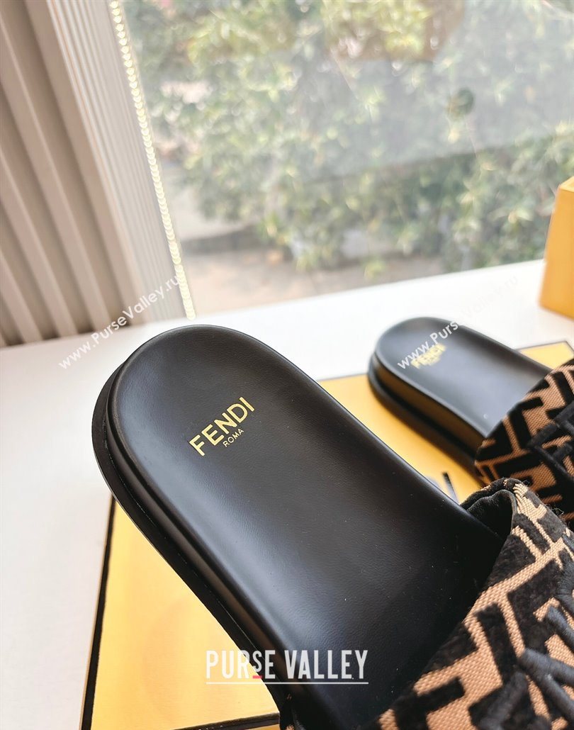 Fendi Flat Slides Sandal in FF Canvas Black 2025 0605 (HQG-250605058)