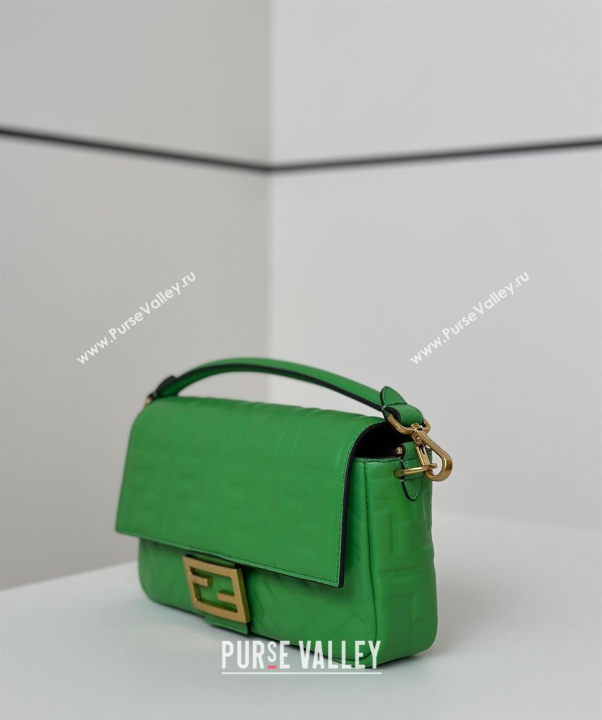 Fendi Baguette Medium Nappa Leather Bag 0135M Green 2025 0807 (CL-250807004)