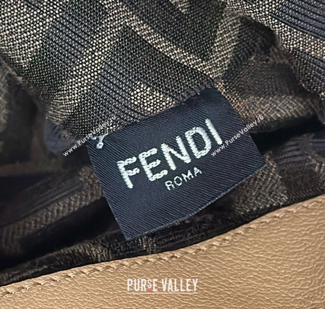 Fendi Spy Small Bag in Leather 80888S Beige 2025 (CL-250807029)