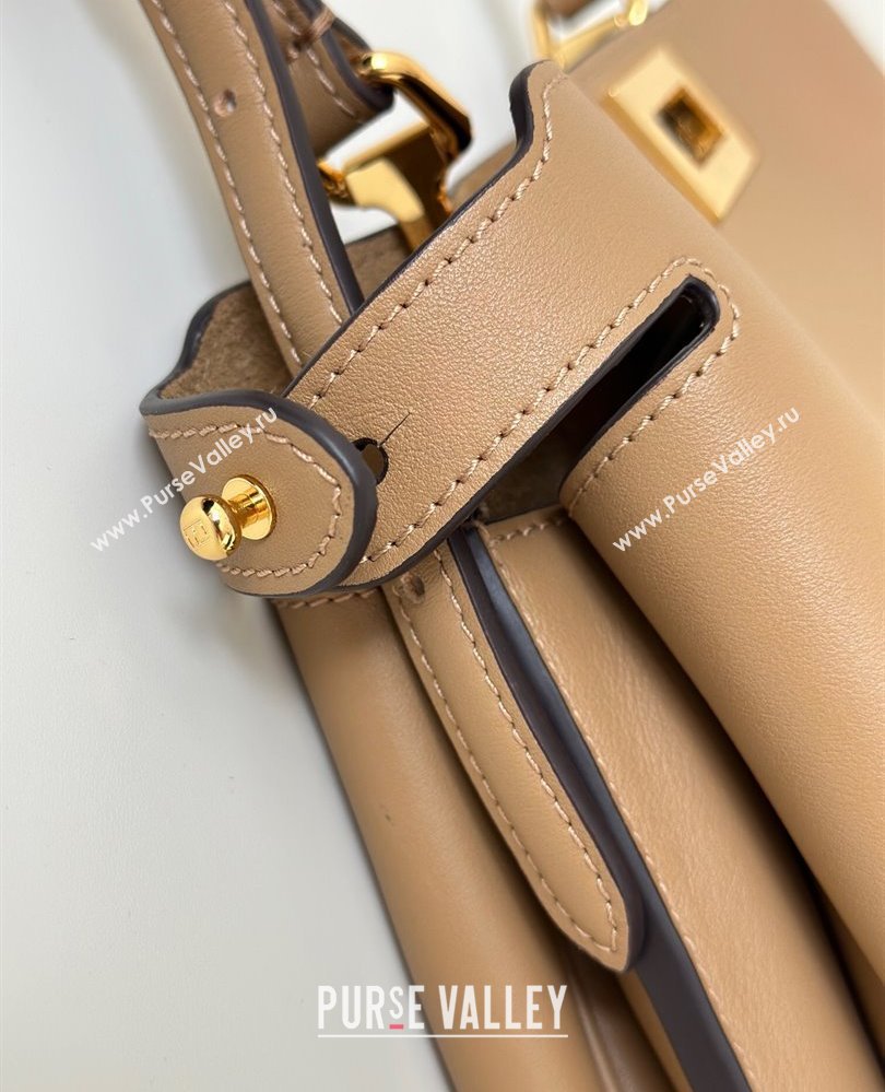 Fendi Peekaboo Soft Small Bag in Leather Beige 2025 80175 (CL-250807036)