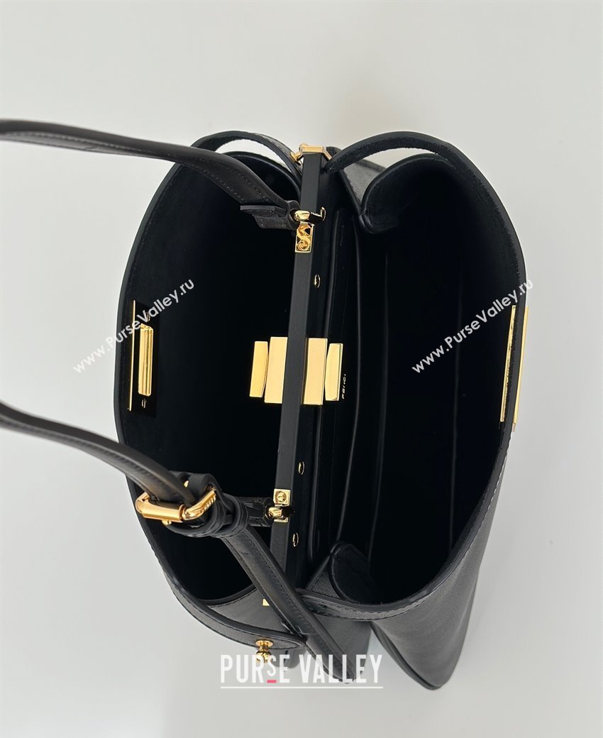 Fendi Peekaboo Soft Small Bag in Leather Black 2025 80175 (CL-250807037)