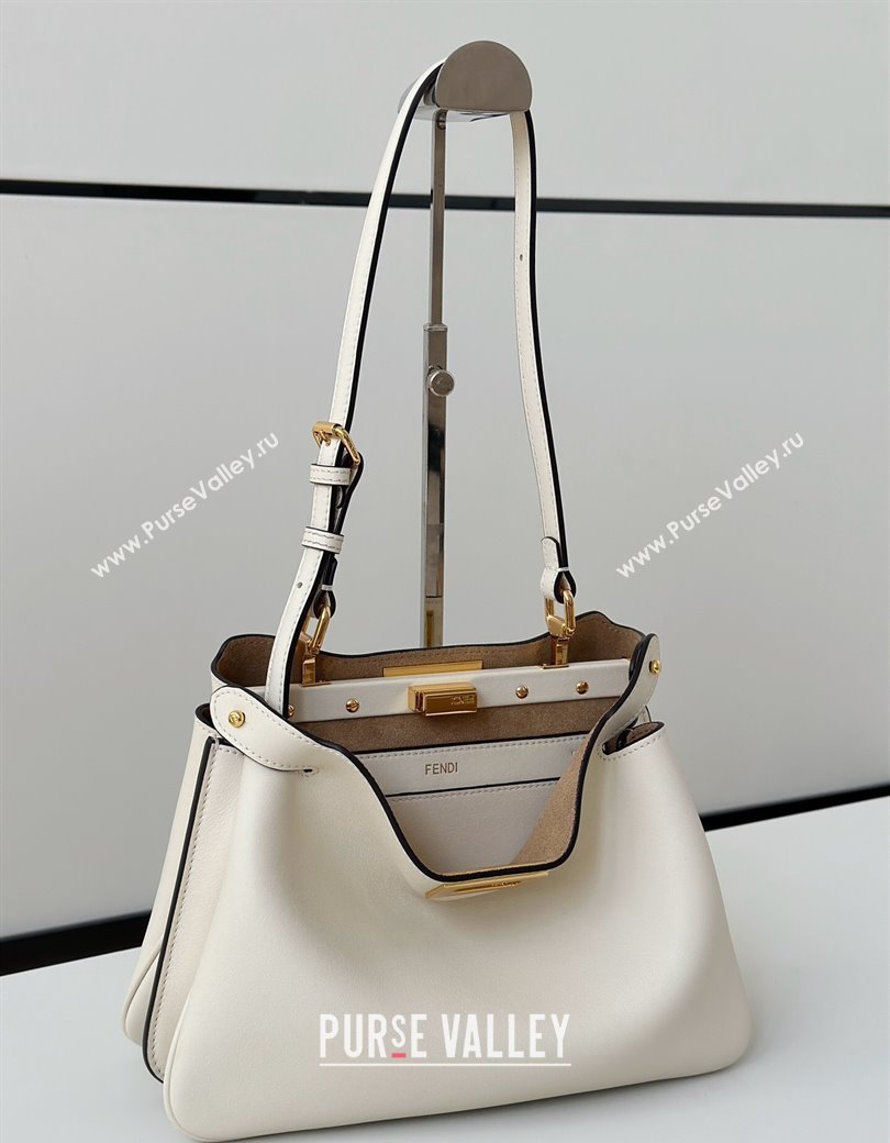 Fendi Peekaboo Soft Small Bag in Leather White 2025 80175 (CL-250807039)