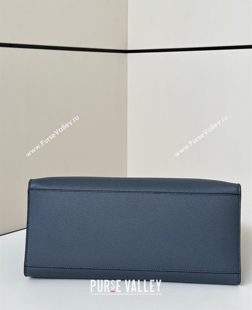 Fendi Sunshine Medium Tote Bag in Grained Leather 8636 Blue 2025 (CL-250807040)