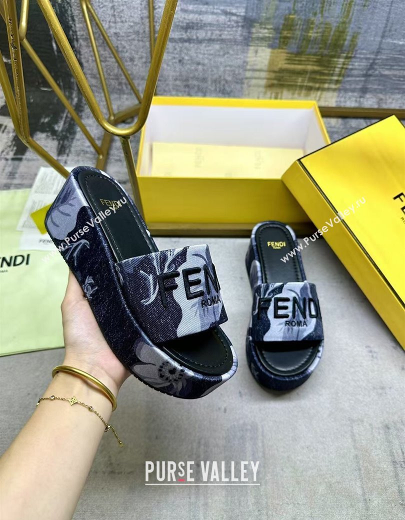 Fendi Sunshine Platform Slides Sandal 6cm in Printed Canvas Black 2025 0822 (MD-250822122)