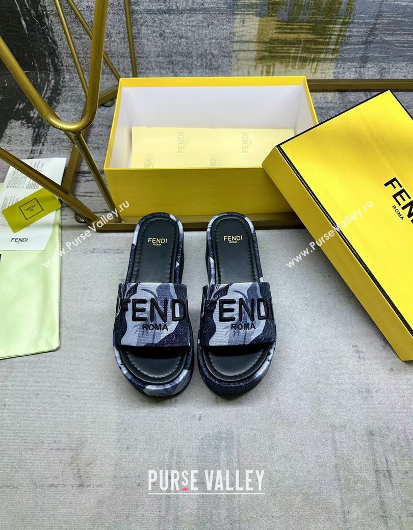 Fendi Sunshine Platform Slides Sandal 6cm in Printed Canvas Black 2025 0822 (MD-250822122)