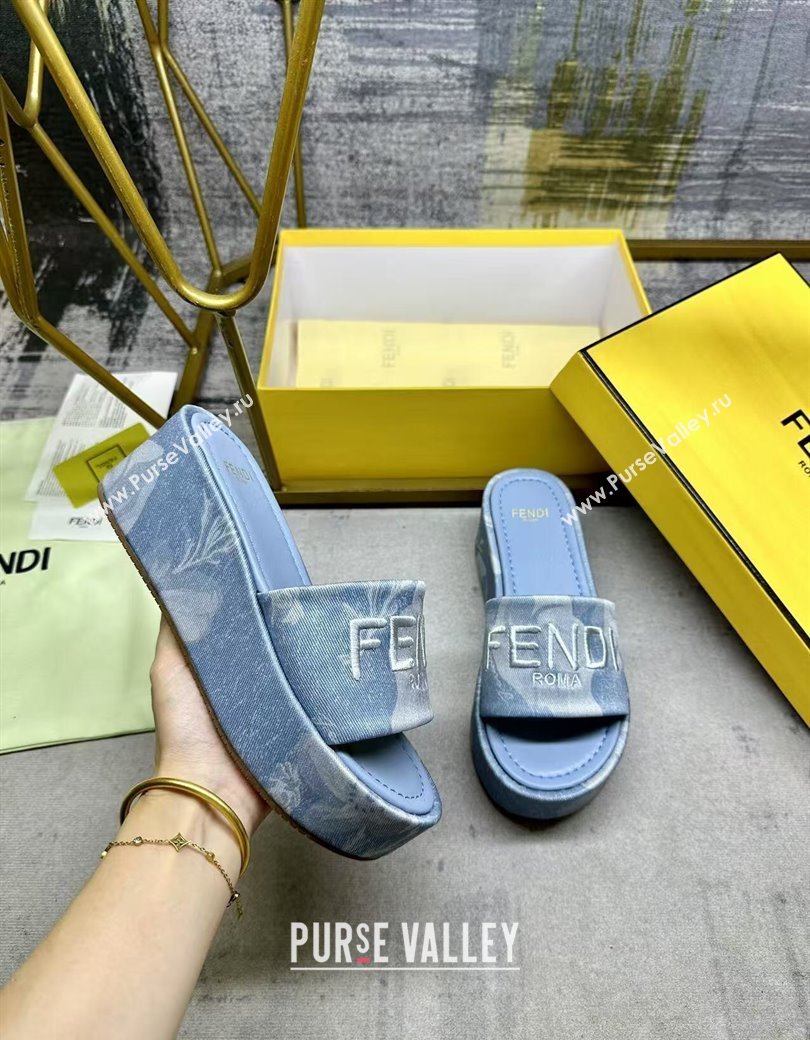 Fendi Sunshine Platform Slides Sandal 6cm in Printed Canvas Light Blue 2025 0822 (MD-250822125)