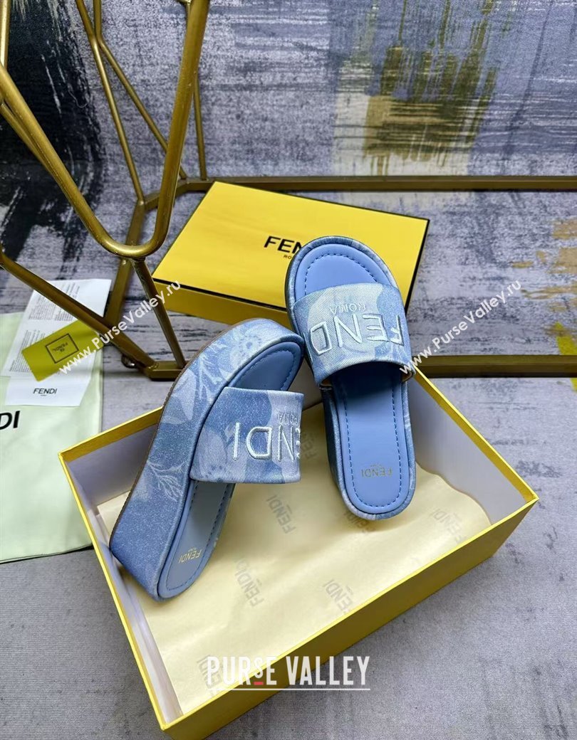 Fendi Sunshine Platform Slides Sandal 6cm in Printed Canvas Light Blue 2025 0822 (MD-250822125)
