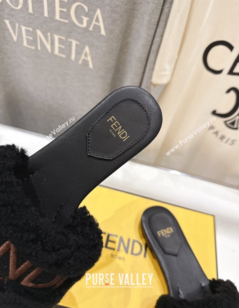 Fendi Shearling Flat Slides Sandal Black 2025 FE0822 (MD-250822131)