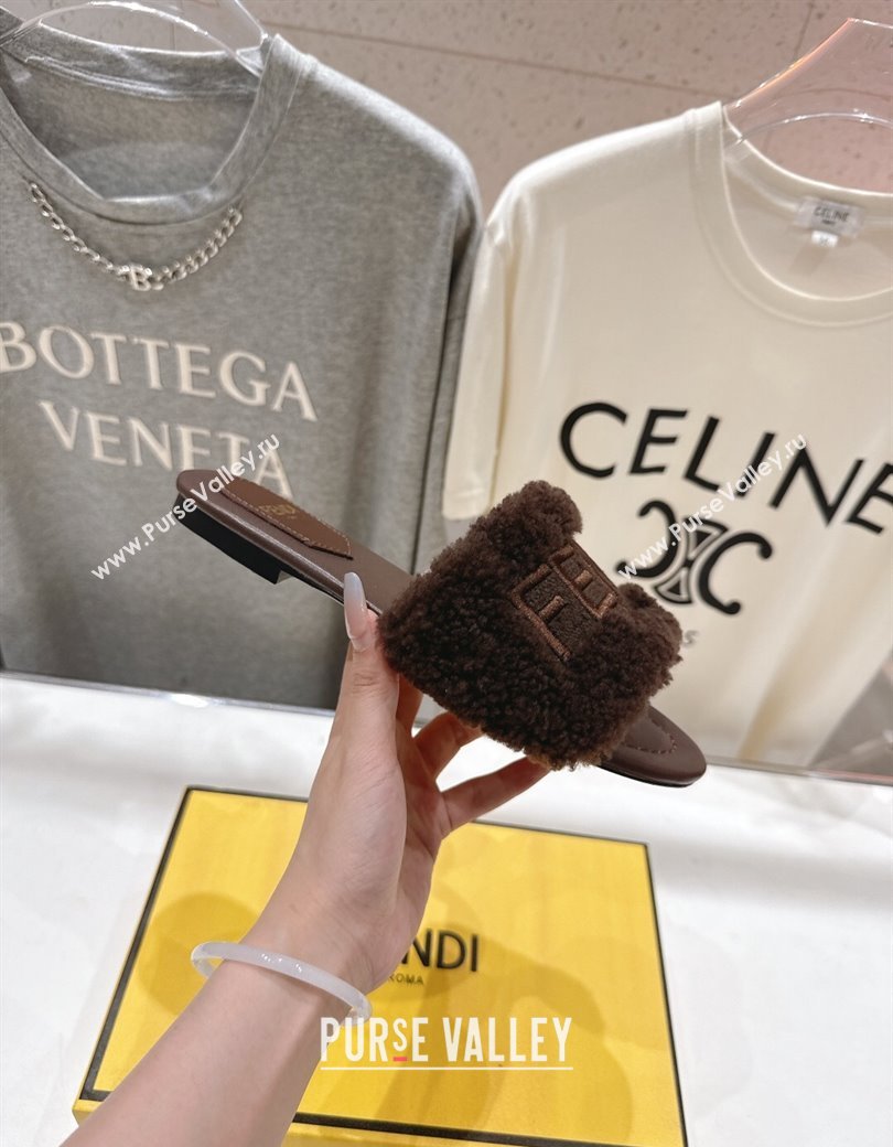 Fendi Shearling Flat Slides Sandal Dark Brown 2025 FE0822 (MD-250822133)