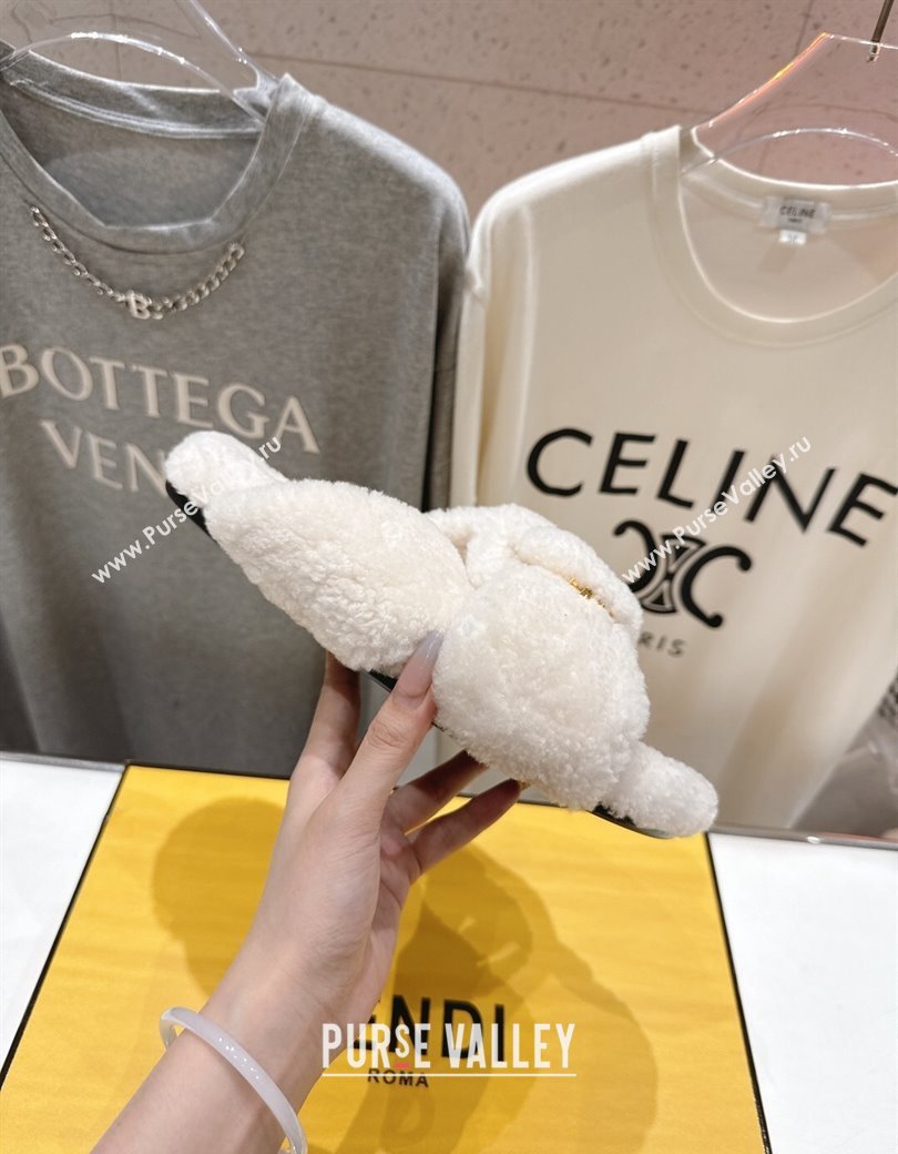 Fendi Feel Shearling Flat Slides Sandal White 2025 FE0821 (MD-250822136)