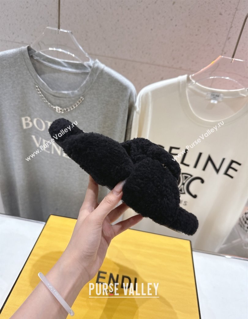 Fendi Feel Shearling Flat Slides Sandal Black 2025 FE0821 (MD-250822137)