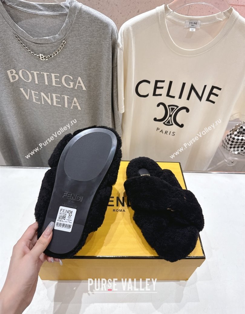 Fendi Feel Shearling Flat Slides Sandal Black 2025 FE0821 (MD-250822137)