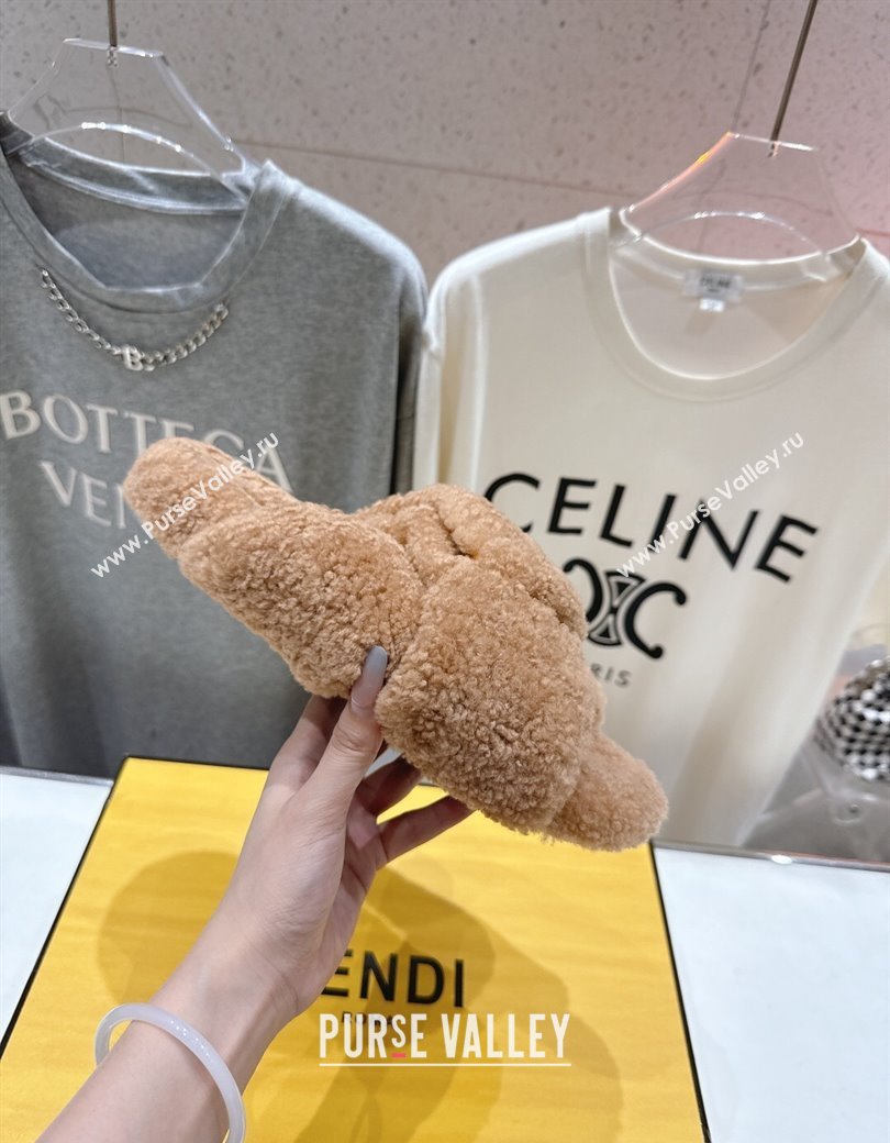 Fendi Feel Shearling Flat Slides Sandal Brown 2025 FE0821 (MD-250822138)