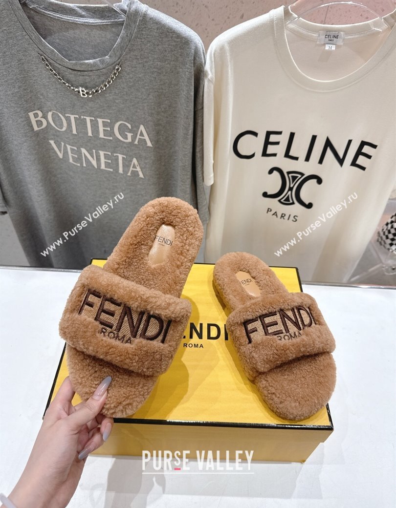 Fendi Shearling Flat Slides Sandal Light Brown 2025 FE0820 (MD-250822142)