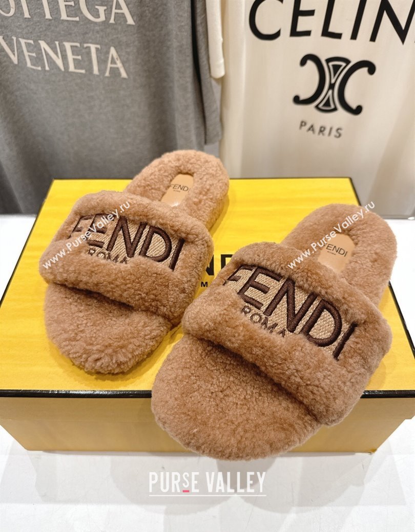 Fendi Shearling Flat Slides Sandal Light Brown 2025 FE0820 (MD-250822142)
