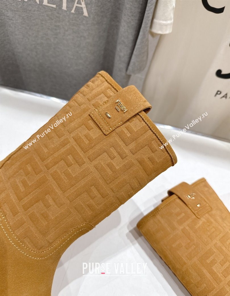 Fendi Filo Flat Ankle Boots in FF Suede Yellow 2025 FE103004 (MD-251030024)