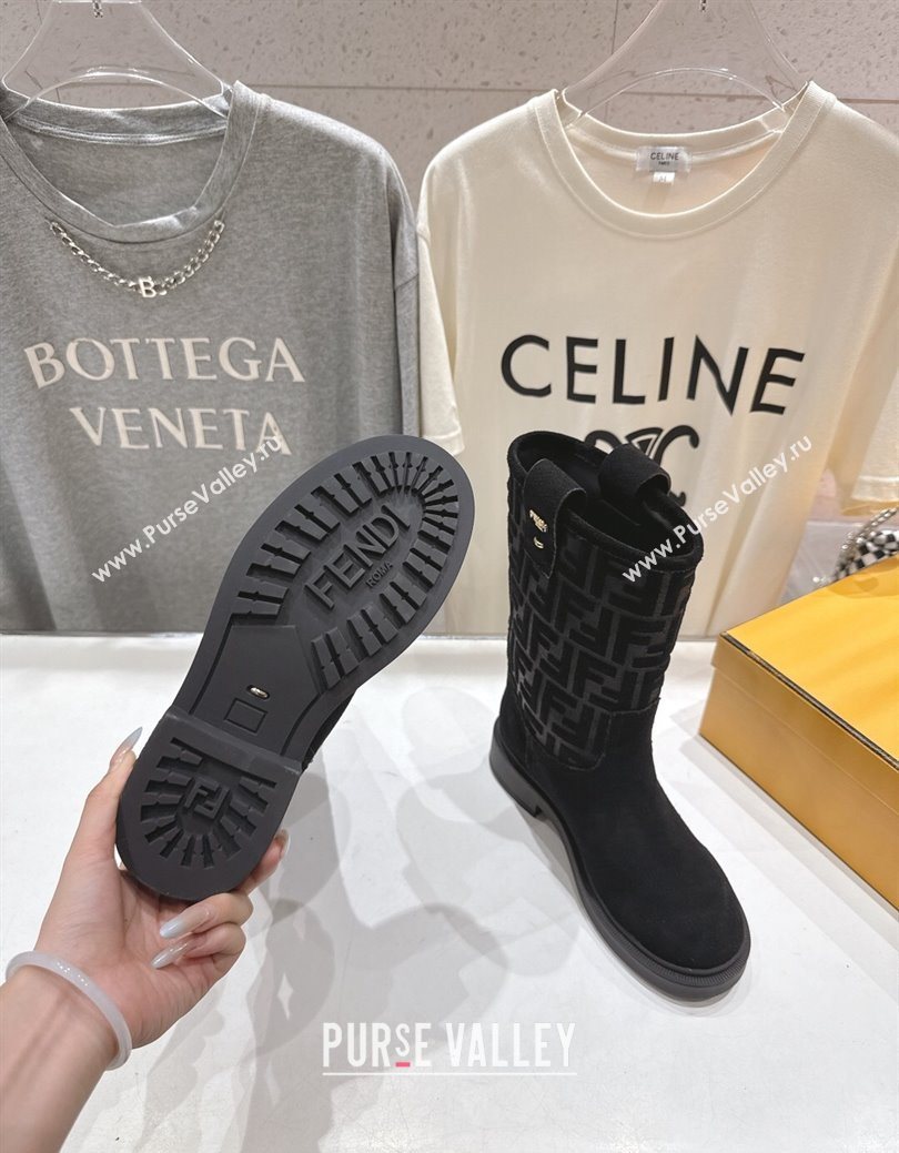 Fendi Filo Flat Ankle Boots in FF Suede Black 2025 FE103004 (MD-251030025)